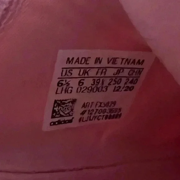 ADIDAS NMD in Pink - Picture 2 of 7